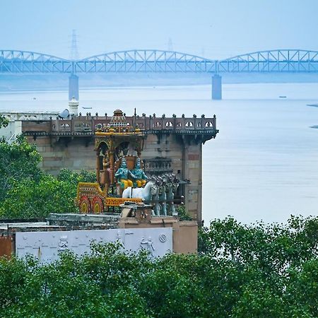 Ganga Darshanam Guesthouse At Dashashwamedh Ghat Varanasi Exterior photo